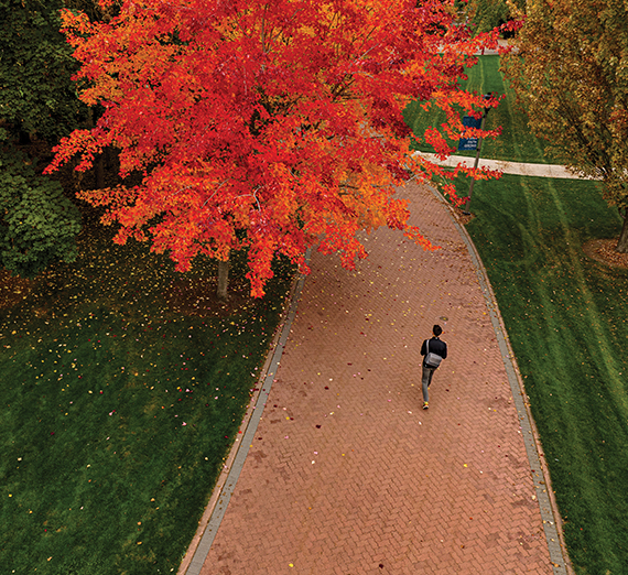 Студентка UW School of Medicine — регионального партнерства со школой Гонзага Мара Хазелтайн